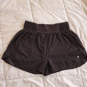 Balance Athletica Breeze Shorts Black in Large